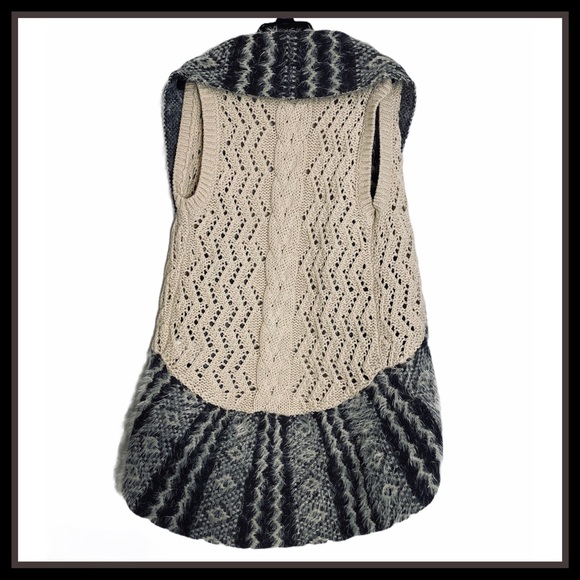 NWOT MAX STUDIO VEST KNIT Cream & FUR Black/Gray - Picture 5 of 10